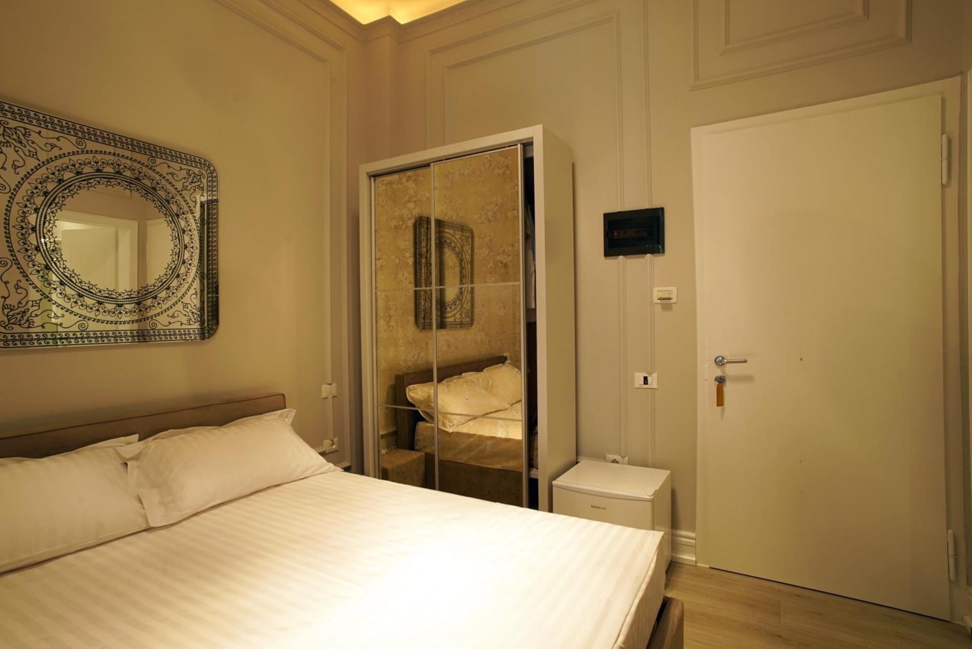 Padam Boutique Hotel Tirana Quarto foto