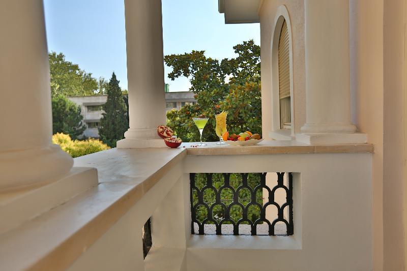 Padam Boutique Hotel Tirana Exterior foto